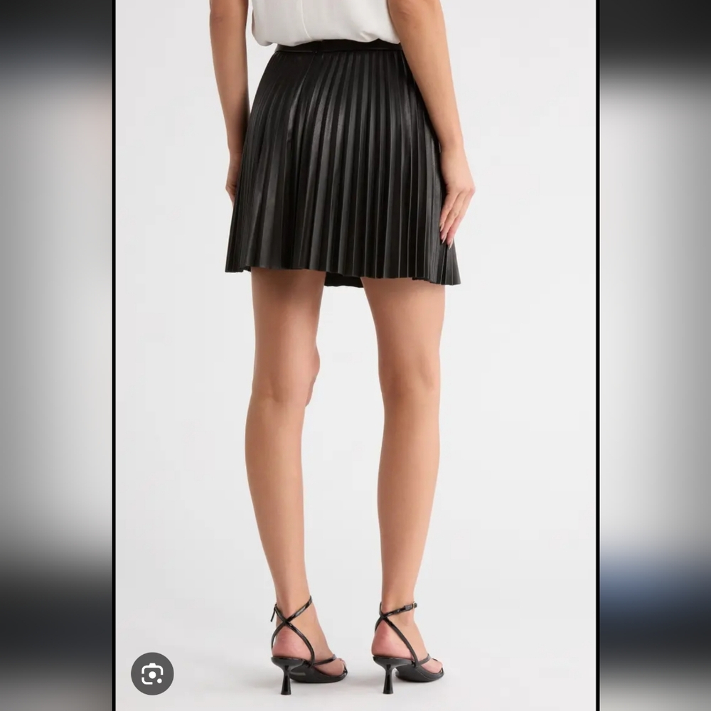 French Connection Black Mini Faux Leather Pleated Skirt